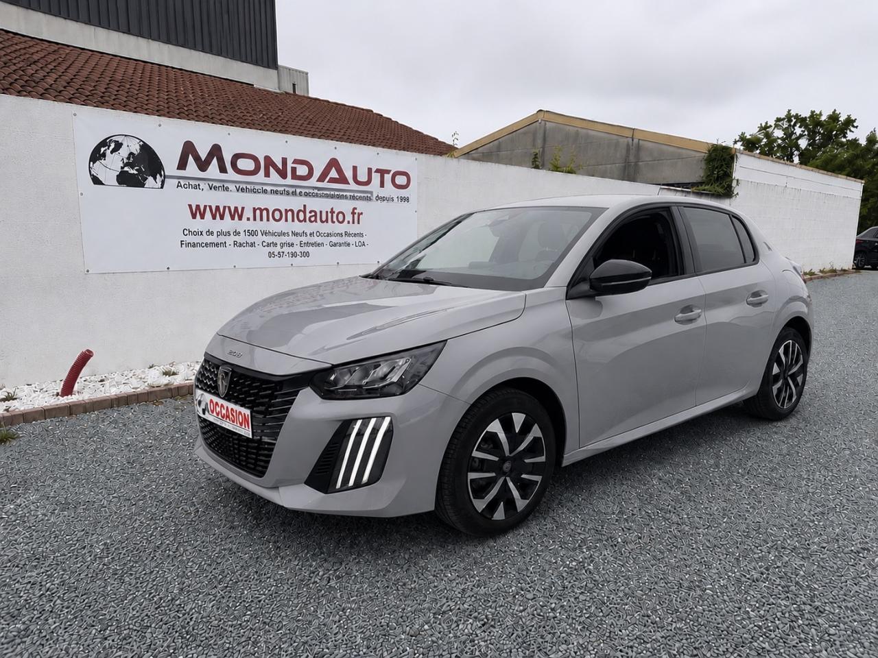 PEUGEOT 208