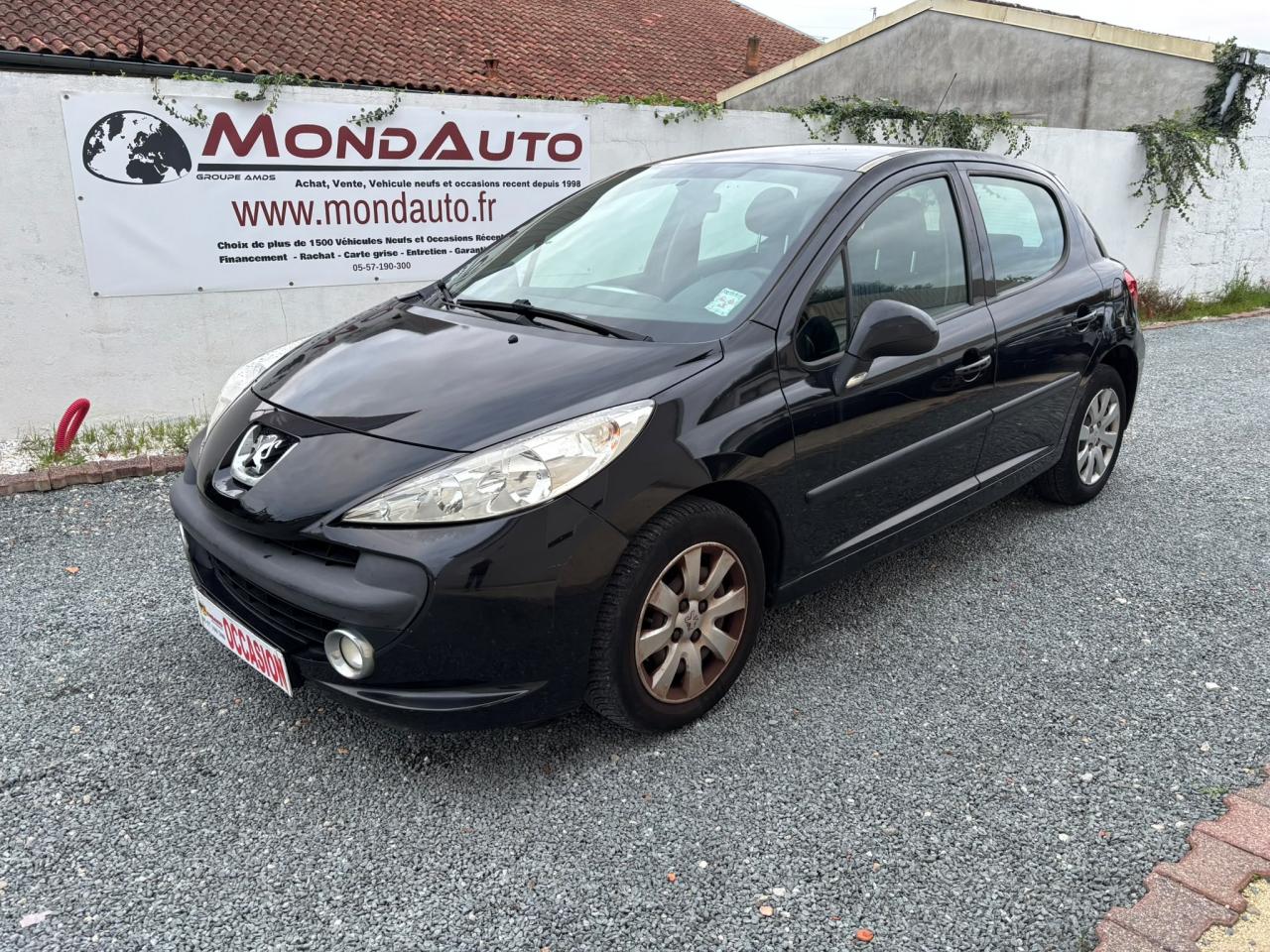 PEUGEOT 207