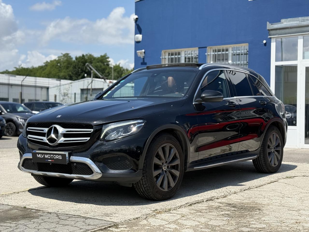 MERCEDES GLC