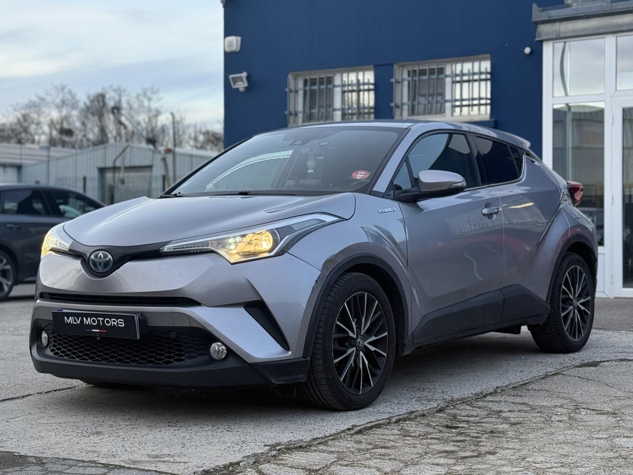 TOYOTA C-HR
