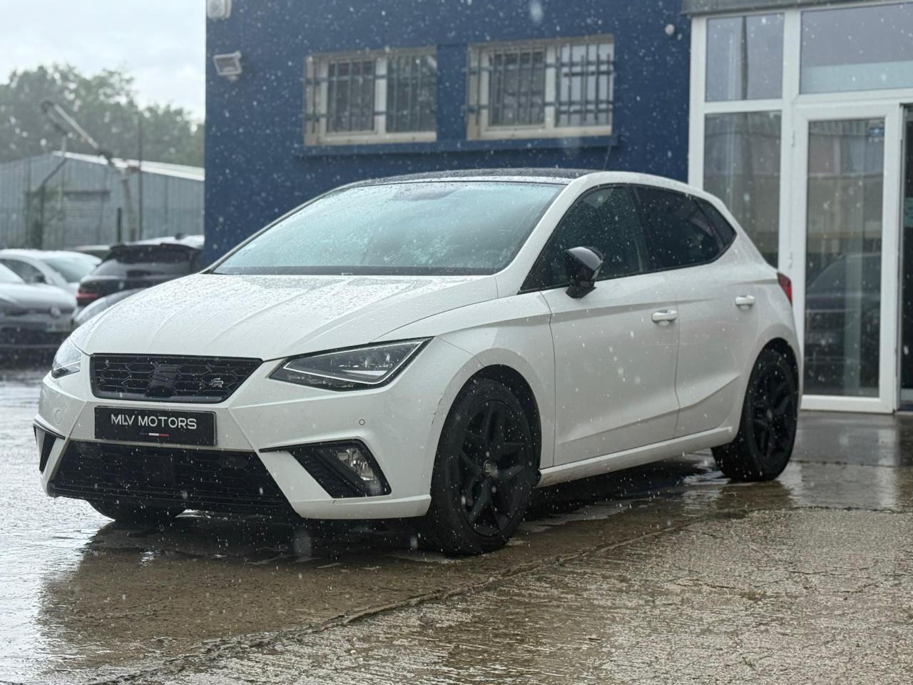 SEAT IBIZA