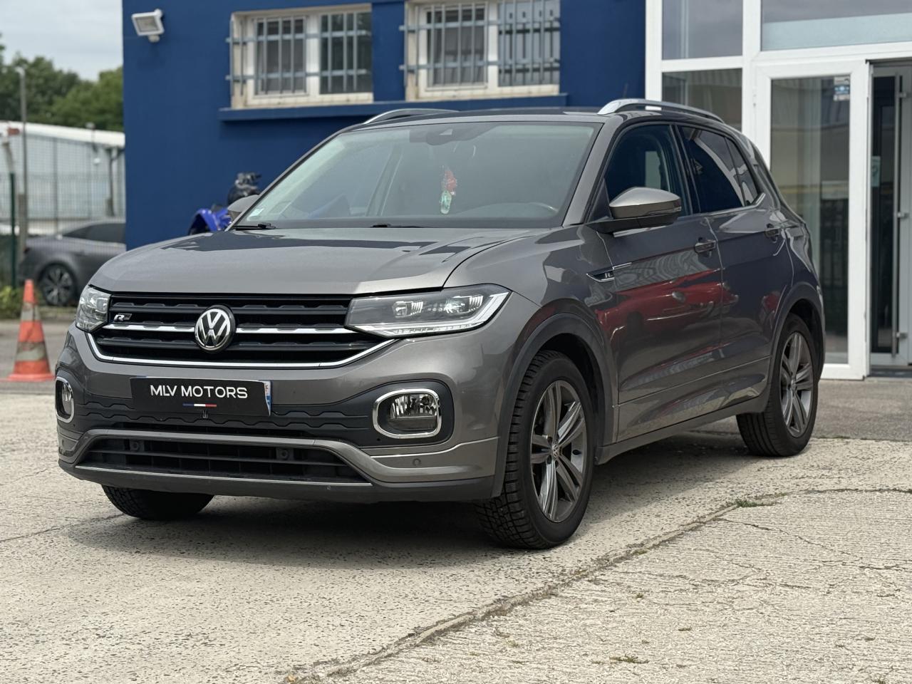 VOLKSWAGEN T-CROSS