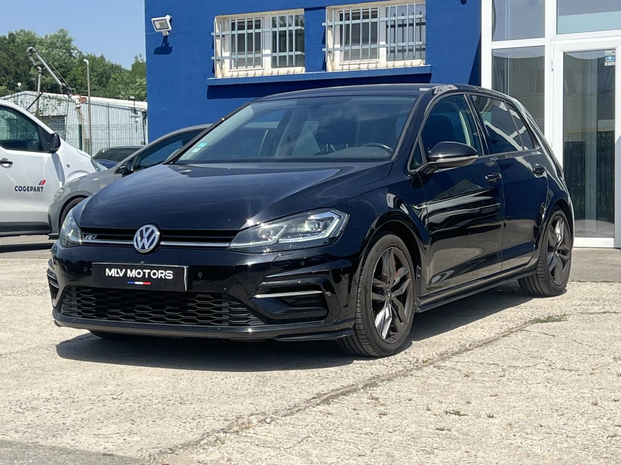 VOLKSWAGEN GOLF