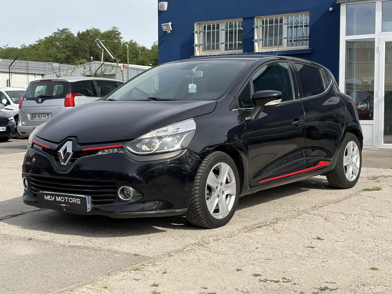 RENAULT CLIO