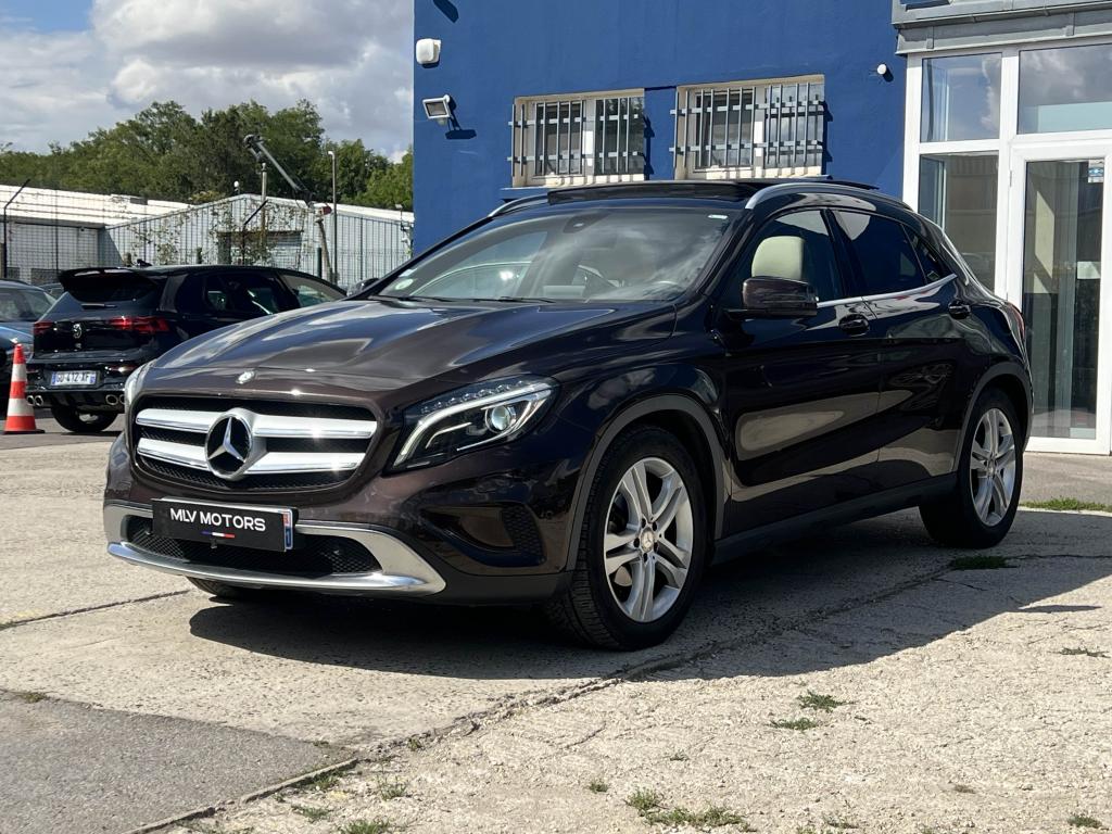 MERCEDES GLA
