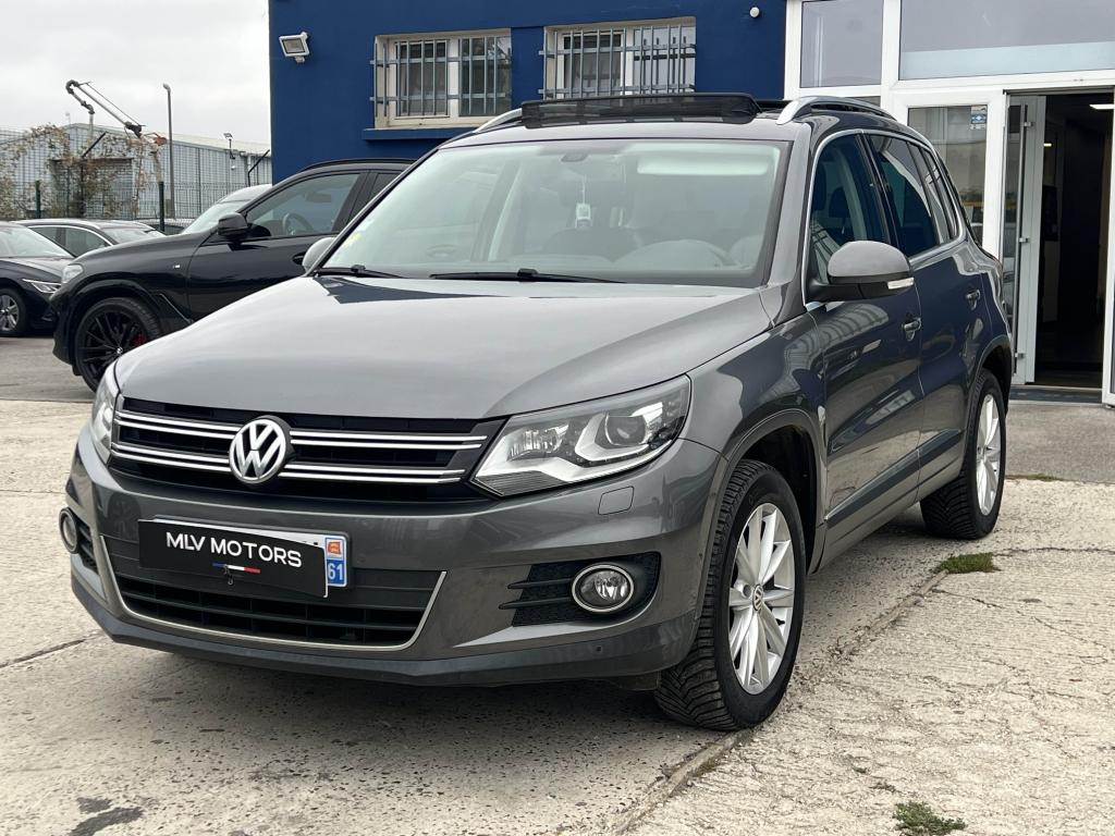 VOLKSWAGEN TIGUAN