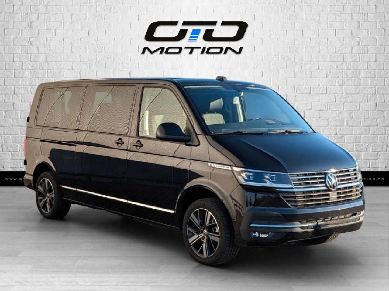 VOLKSWAGEN CARAVELLE