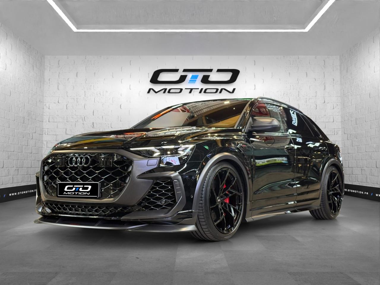 AUDI RS Q8