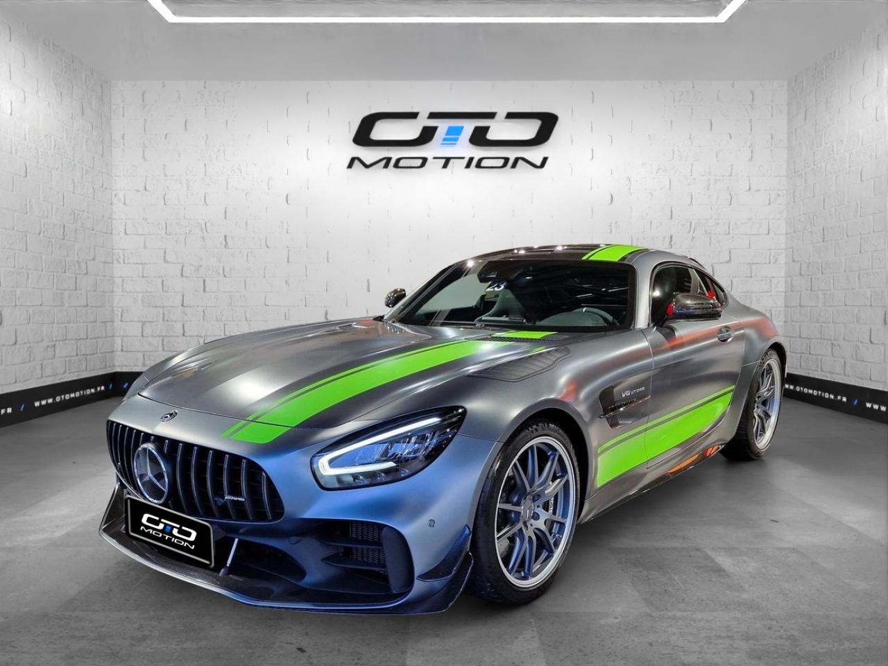 MERCEDES AMG GT