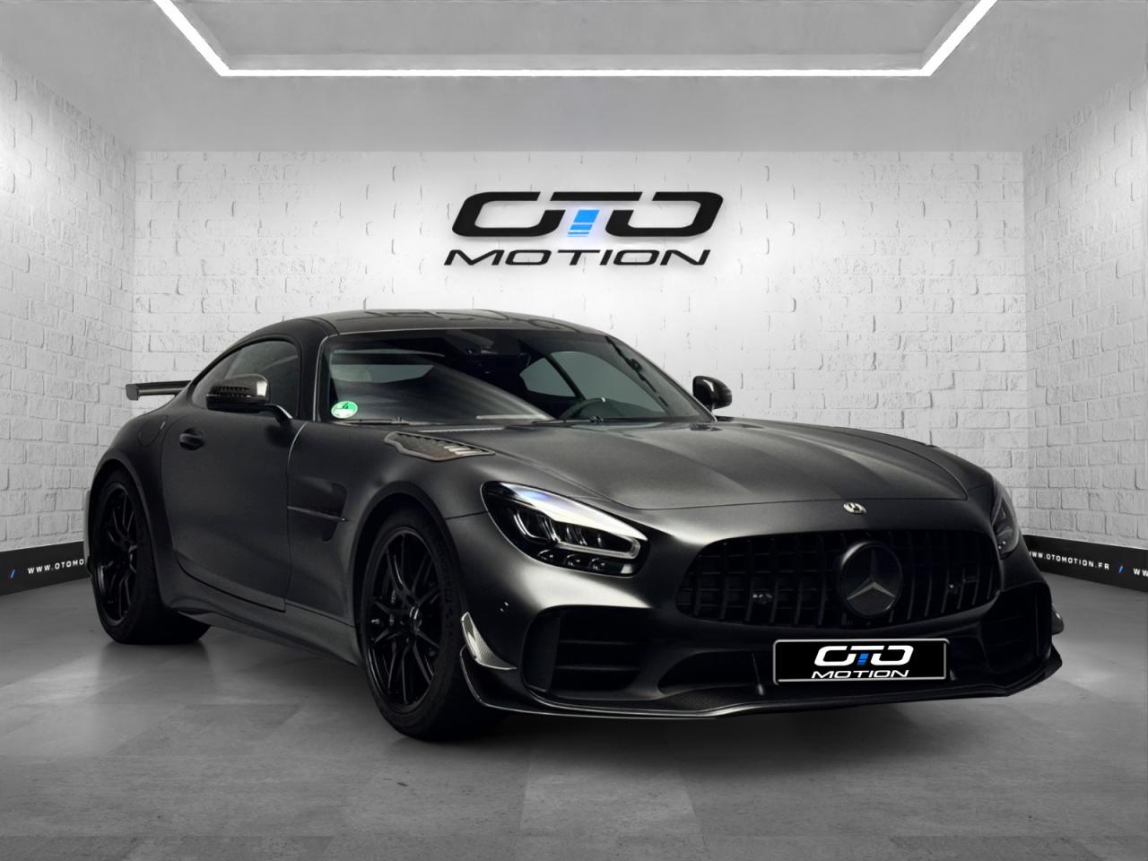 MERCEDES AMG GT