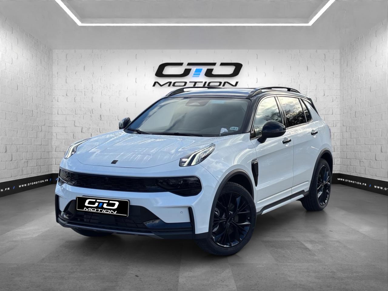 LYNK & CO 01