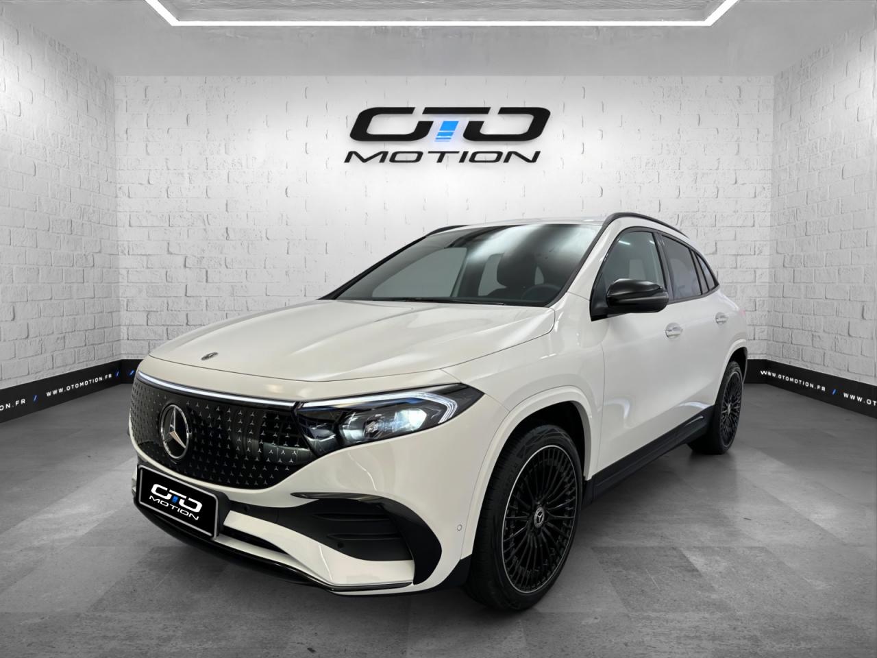 MERCEDES EQA