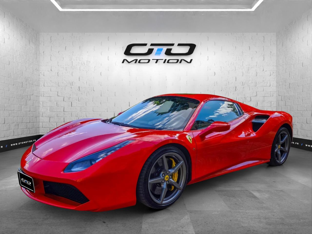 FERRARI 488 SPIDER