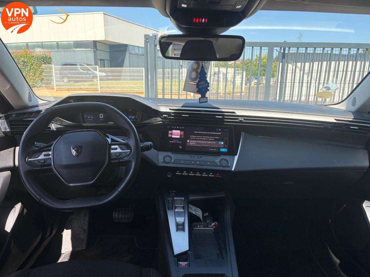 Image véhicule  PEUGEOT 308 (8)