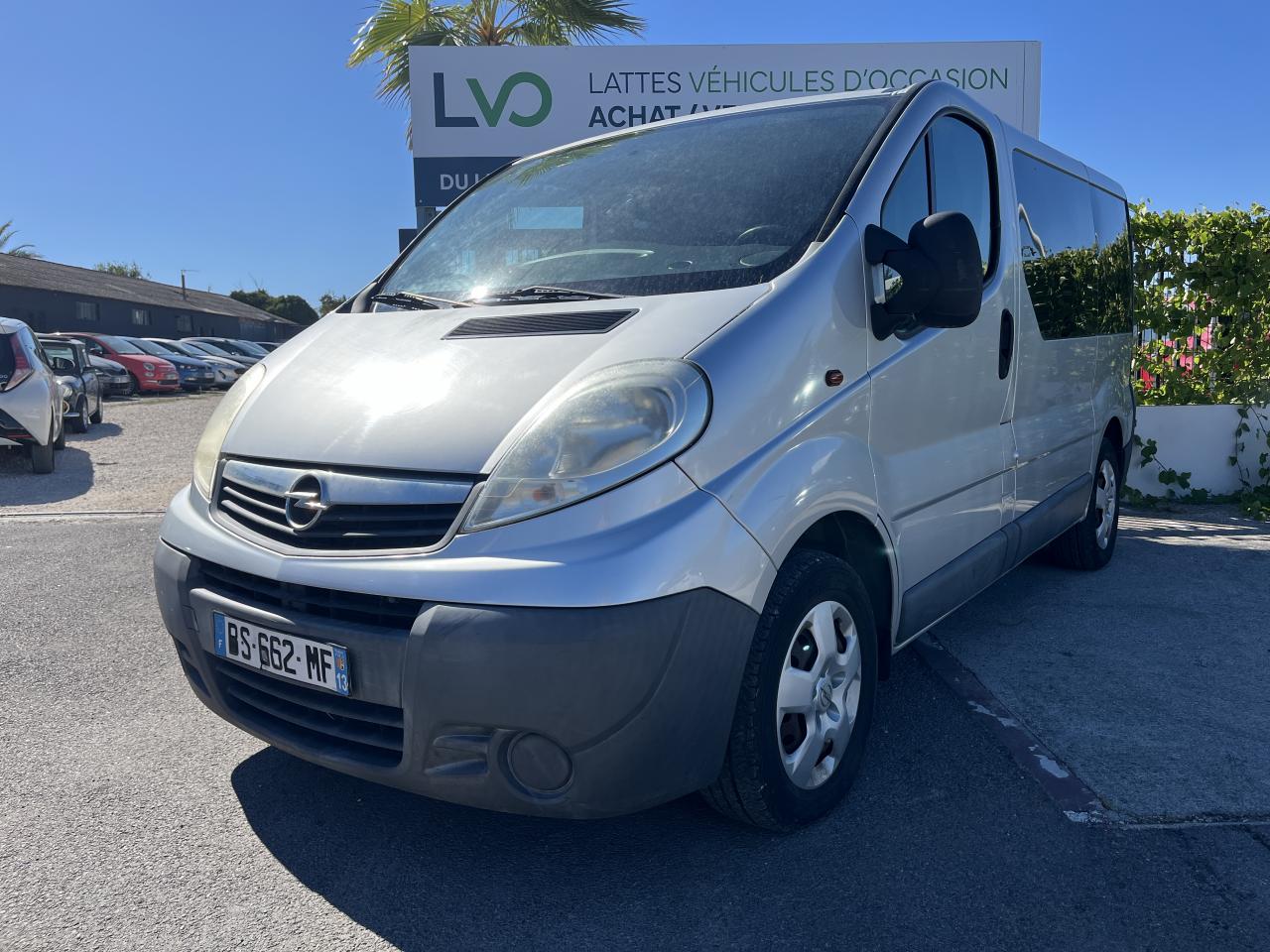 OPEL VIVARO 9 PLACES 2.0 CDTI 90 CV 80 000 KM MOTEUR A CHAINE / CLIM / TVA RECUPERABLE