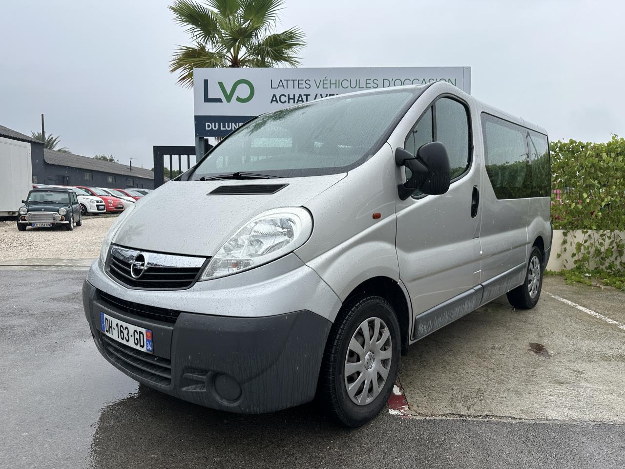 OPEL VIVARO OPEL 9 Places 2.0 CDTI 90 CV 140 000 KM MOTEUR A CHAINE TVA RECUPERABLE