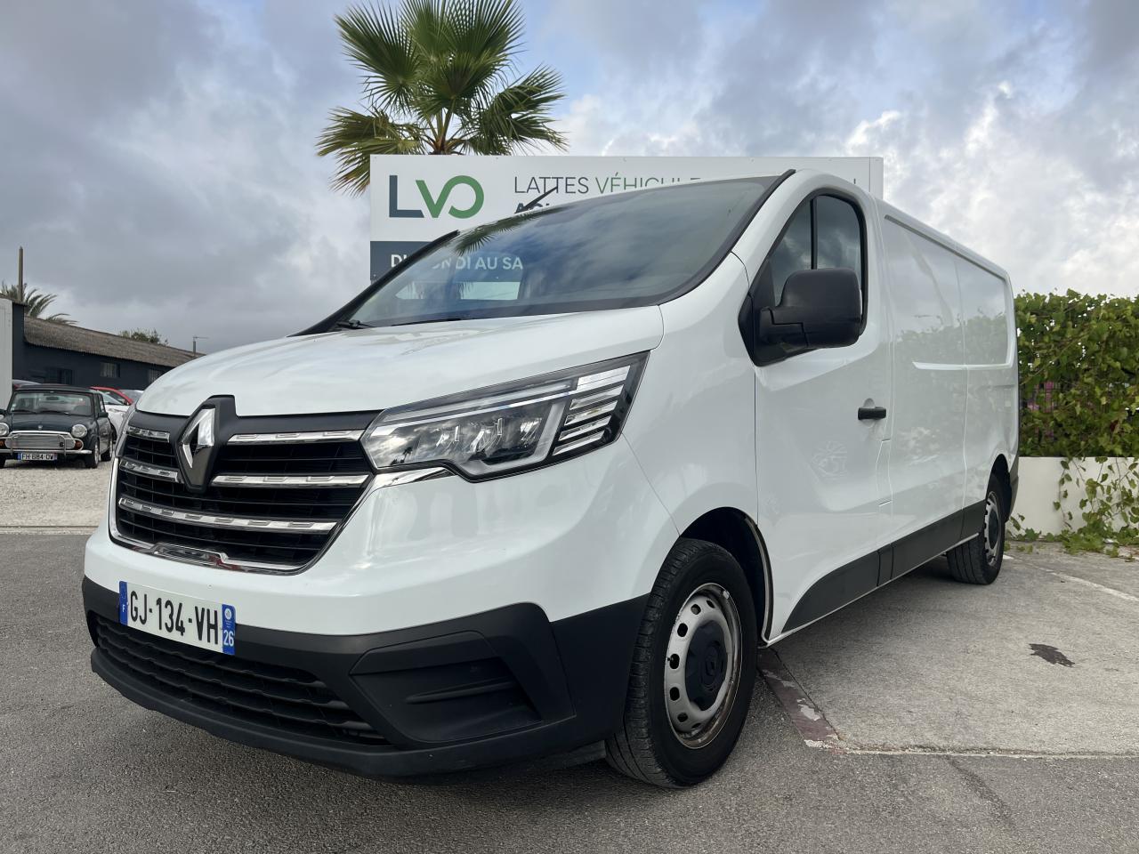 RENAULT TRAFIC