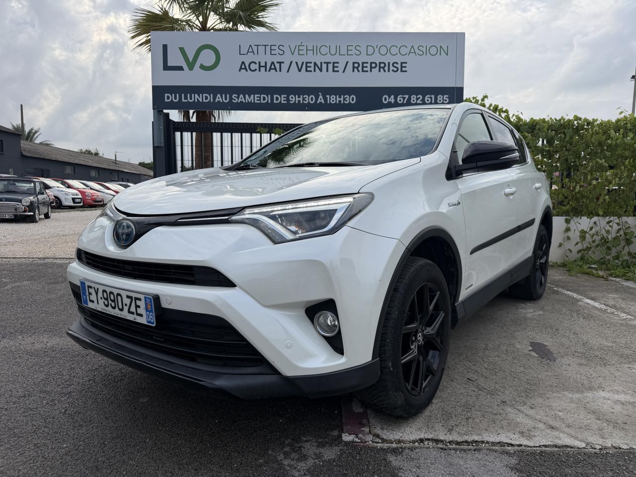 TOYOTA RAV 4 Hybride 4x2 BV CVT 2018 Black Edition GARANTI TOYOTA 2028 CAMERA / JANTES ALU / GPS
