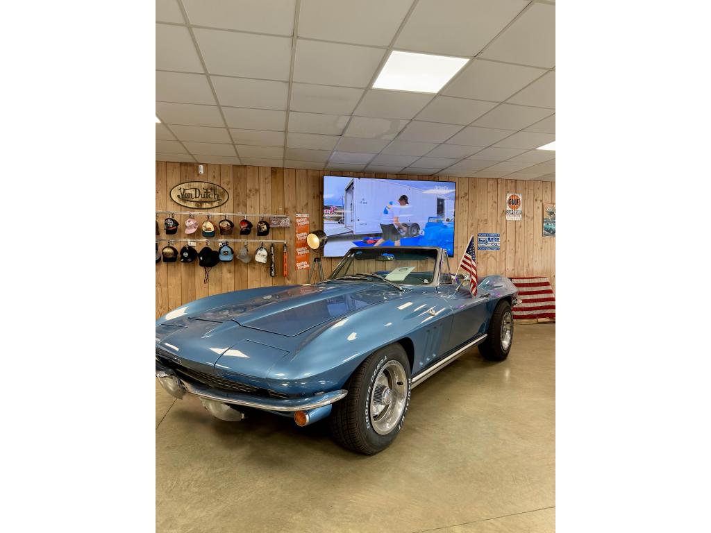 CHEVROLET CORVETTE