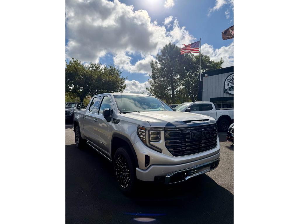 GMC SIERRA