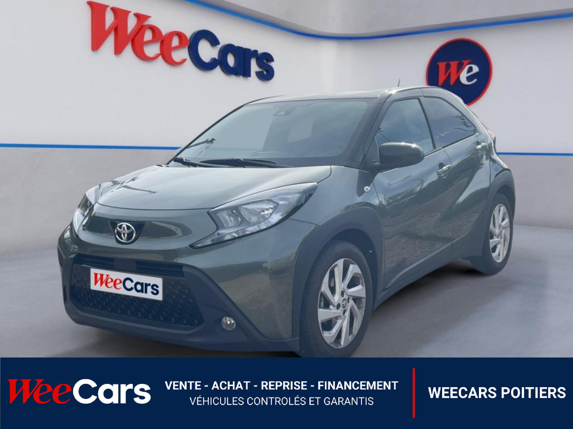 TOYOTA AYGO X