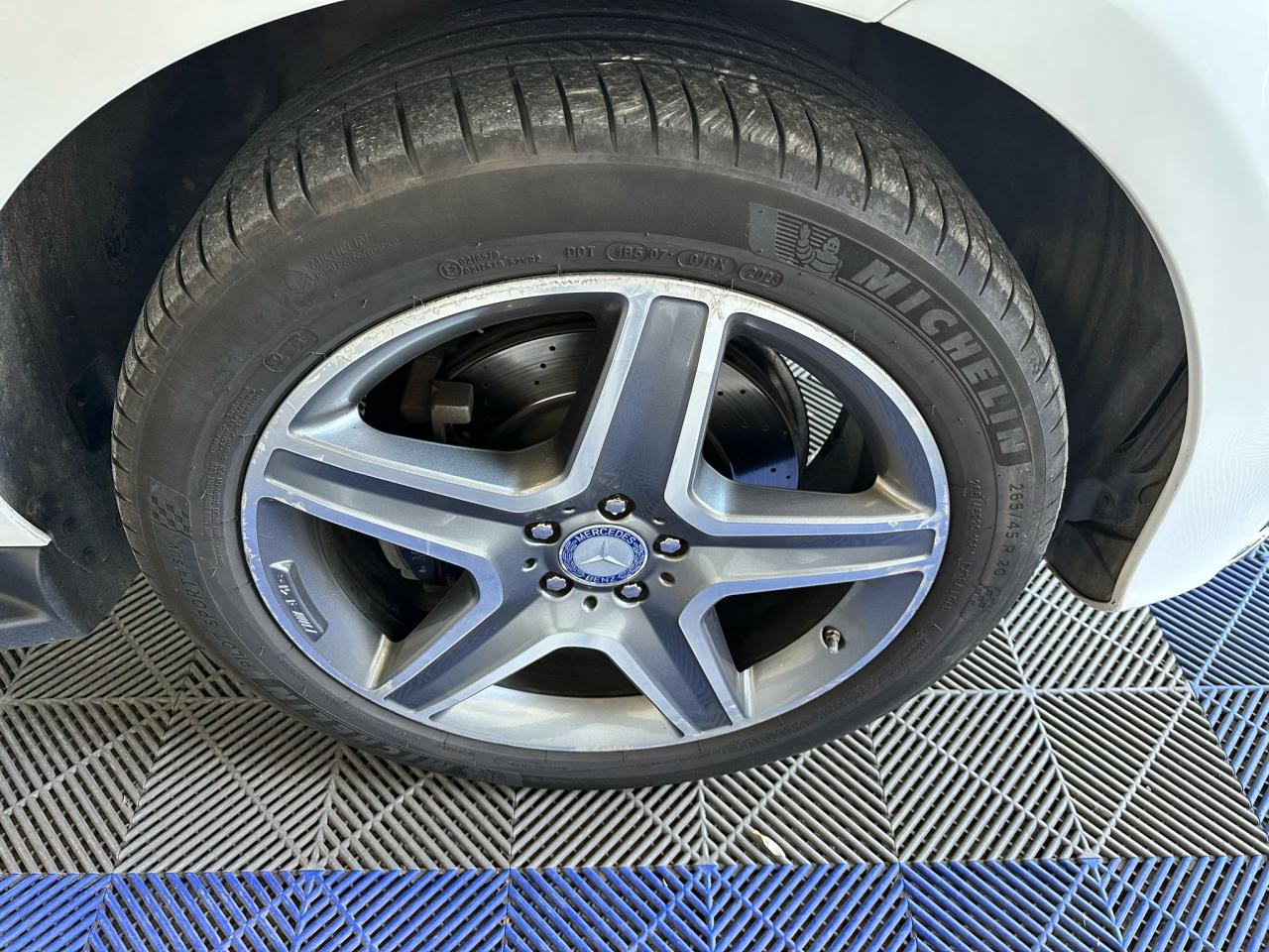 Thumbnail 33