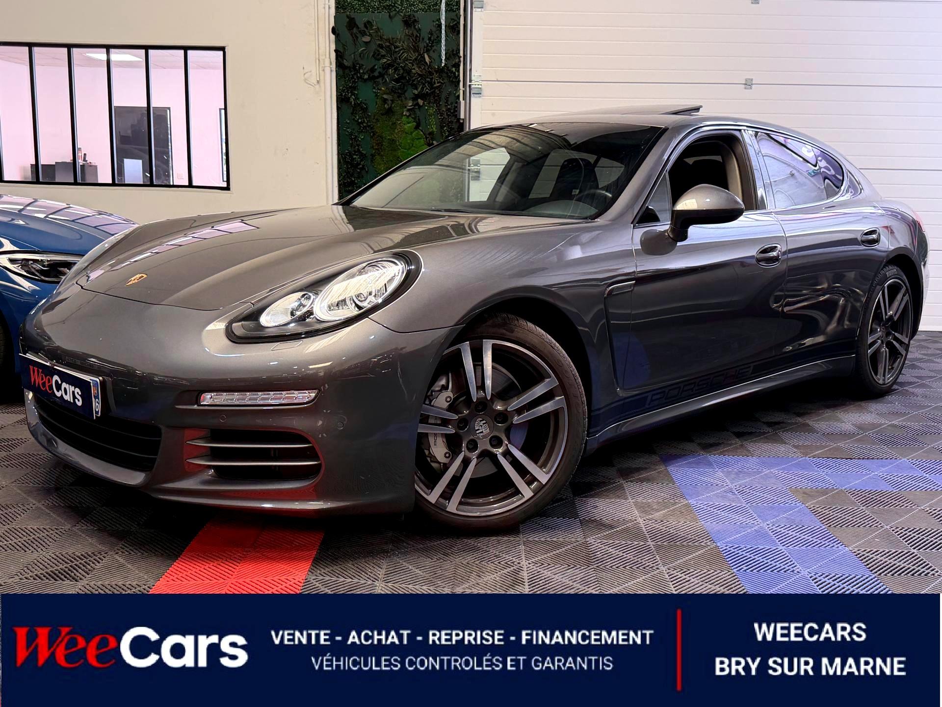 PORSCHE PANAMERA