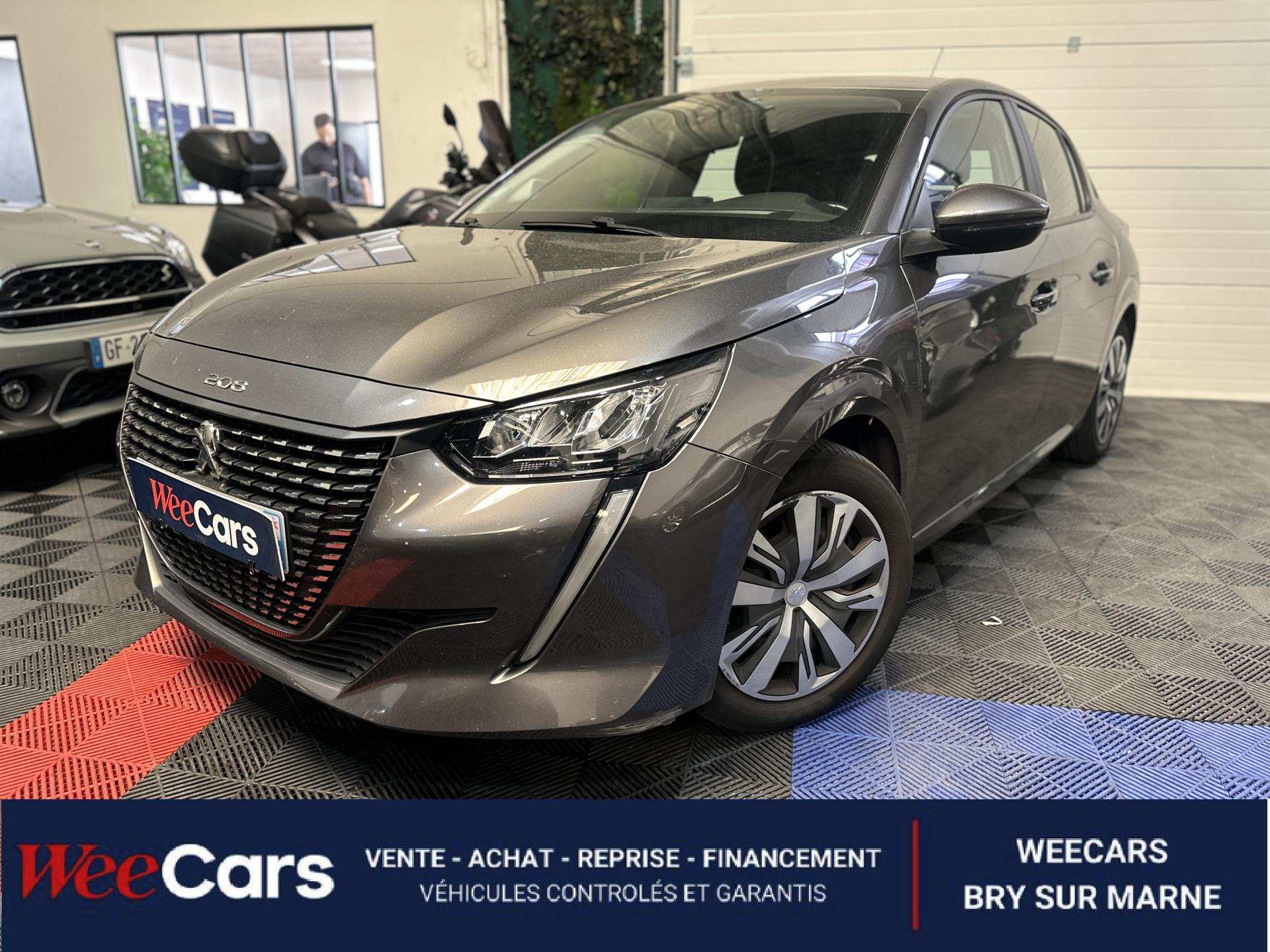 PEUGEOT 208