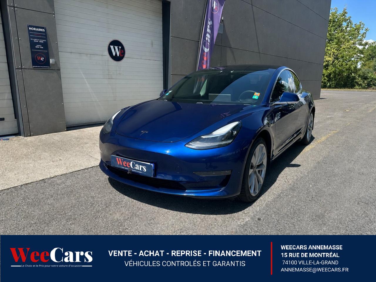 TESLA MODEL 3