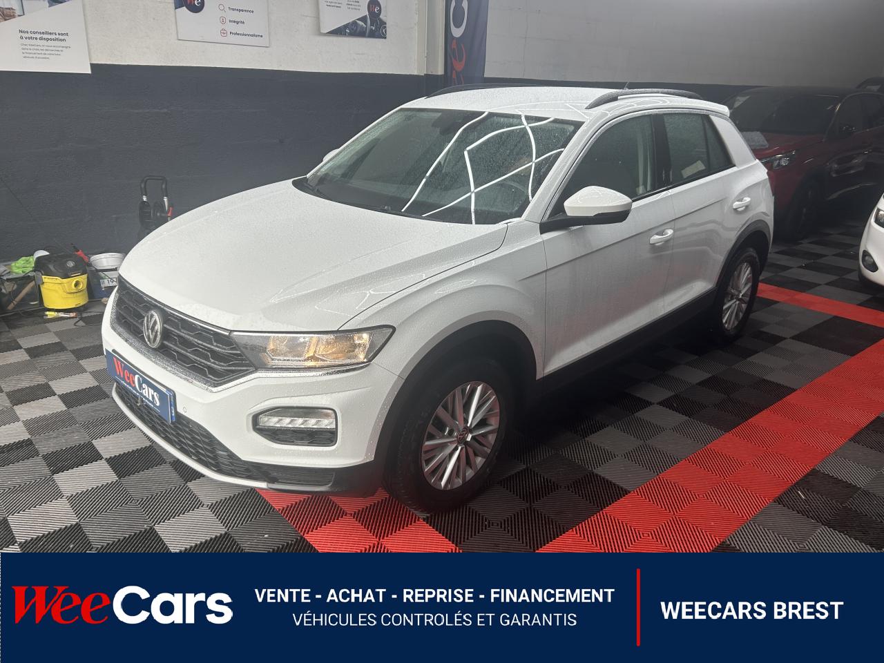 VOLKSWAGEN T-ROC