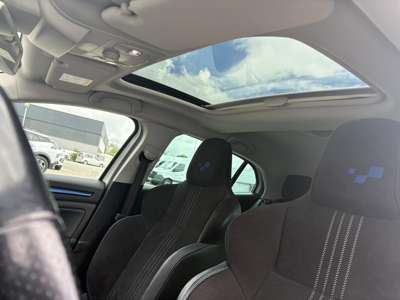 Thumbnail 11