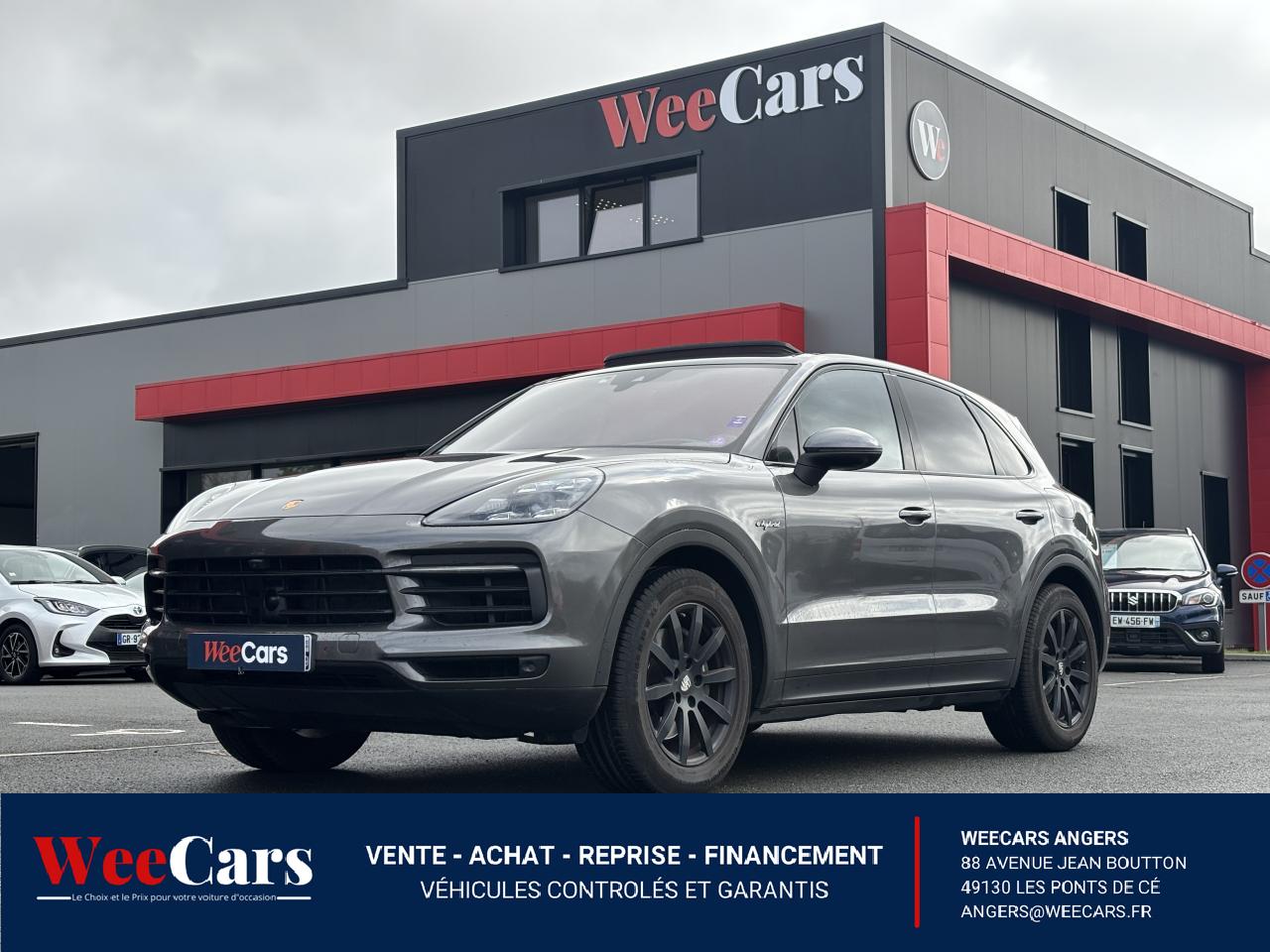 PORSCHE CAYENNE