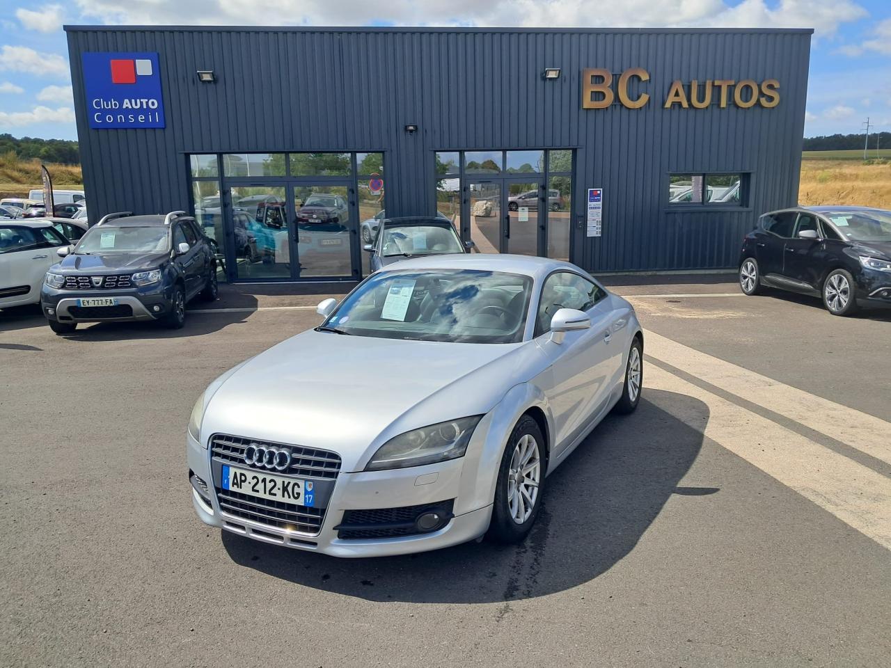 AUDI TT