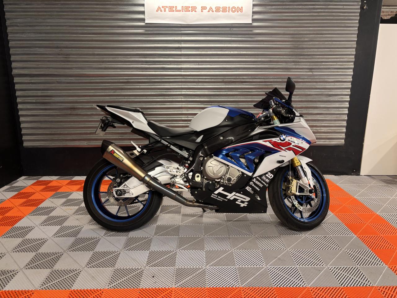 BMW S1000RR