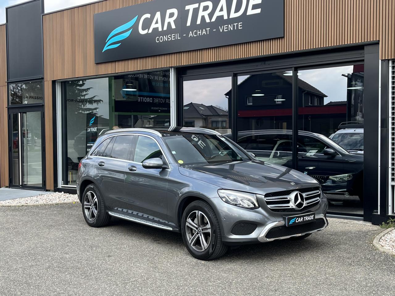 MERCEDES GLC