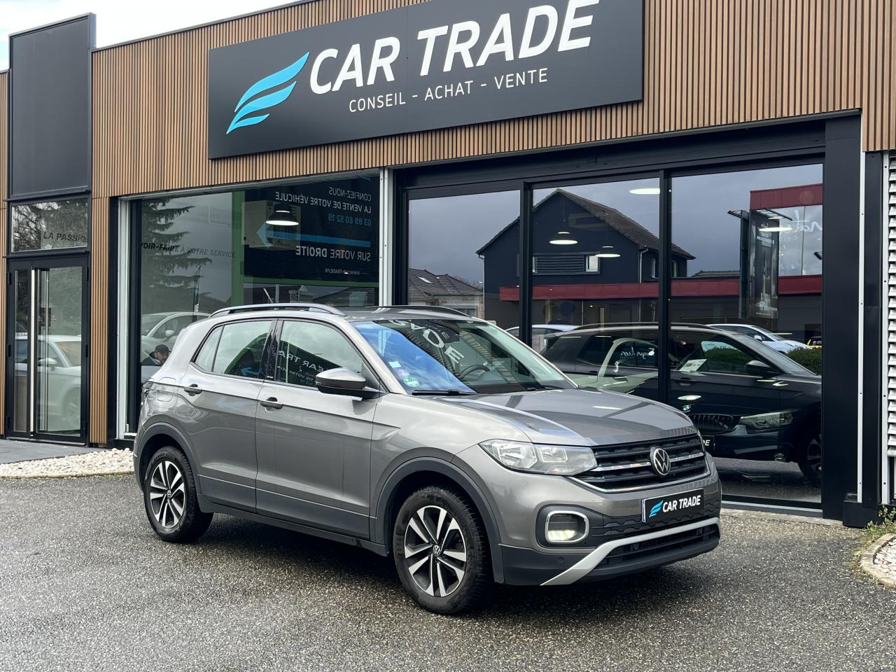 VOLKSWAGEN T-CROSS