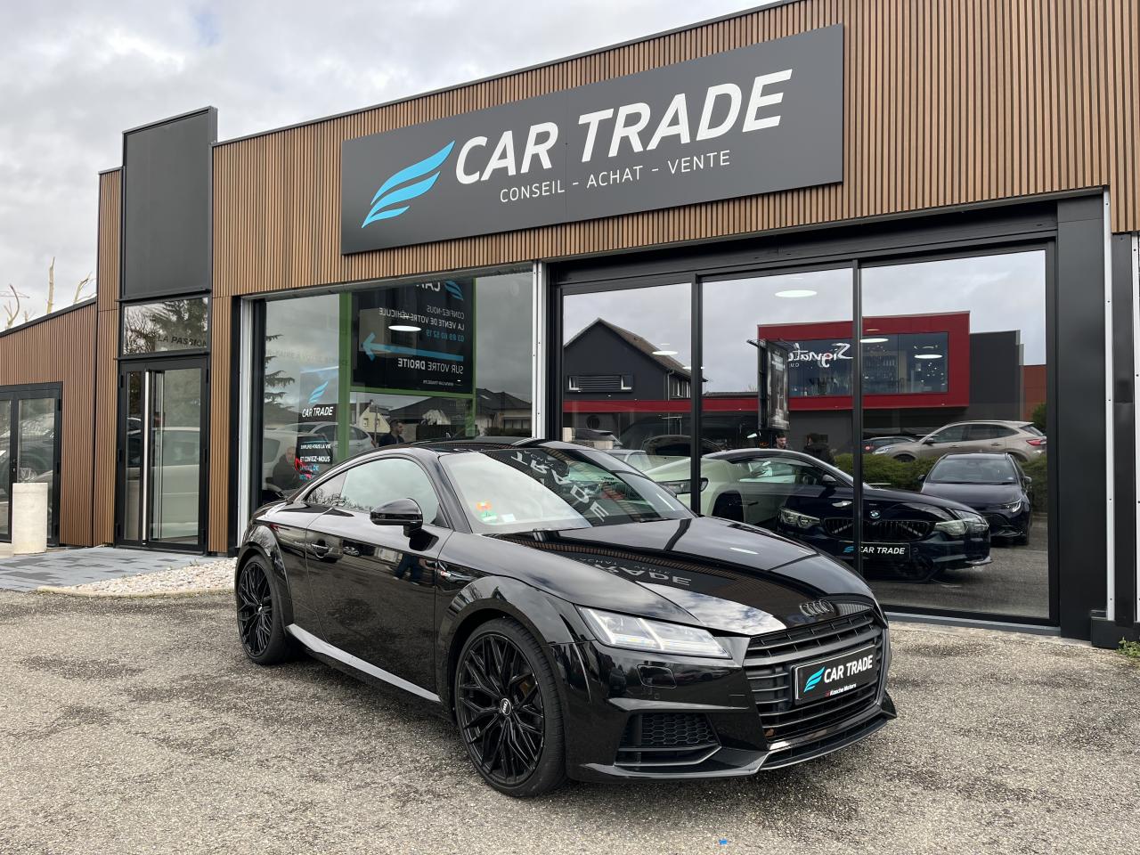 AUDI TT