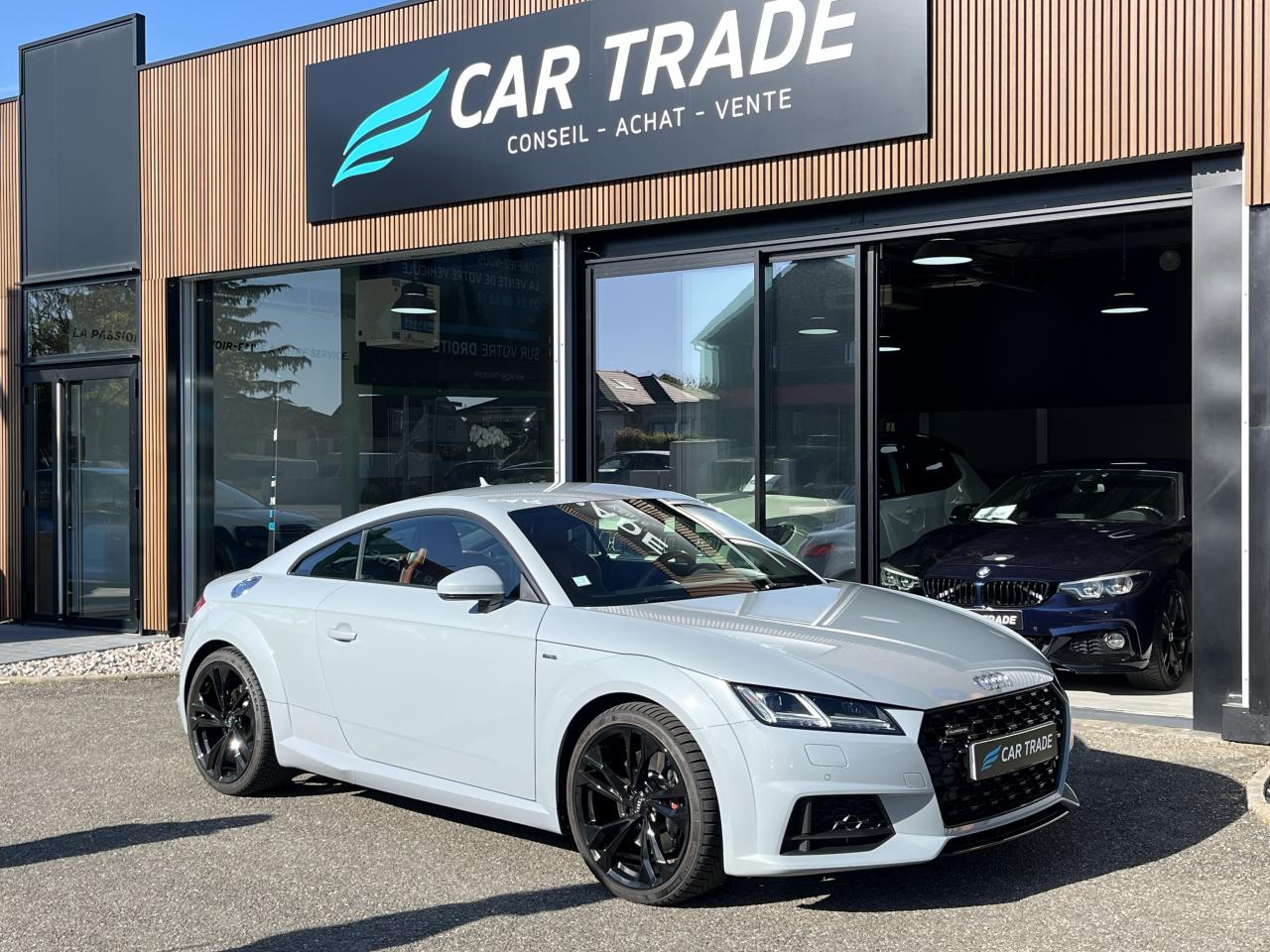 AUDI TT