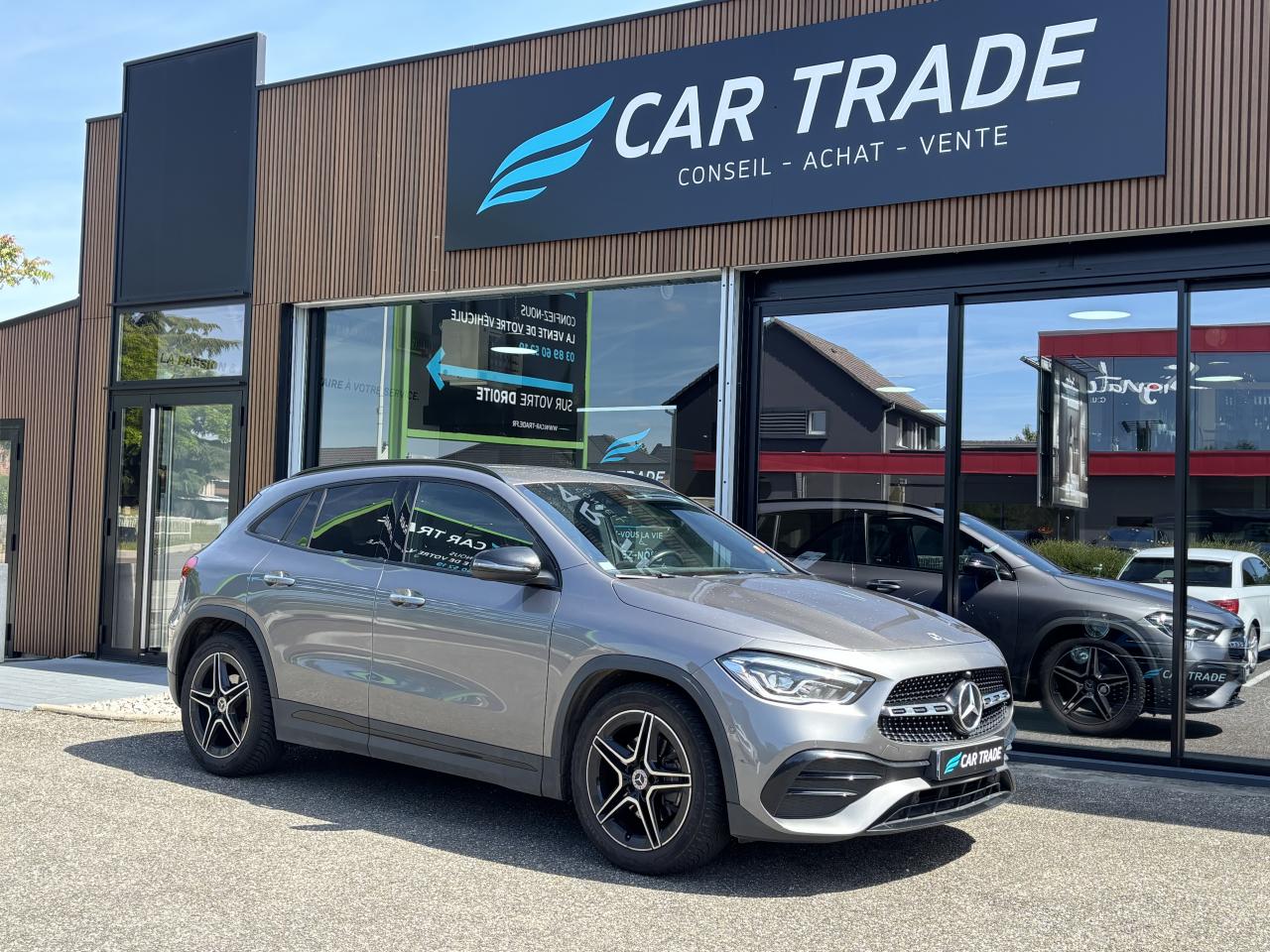 MERCEDES GLA