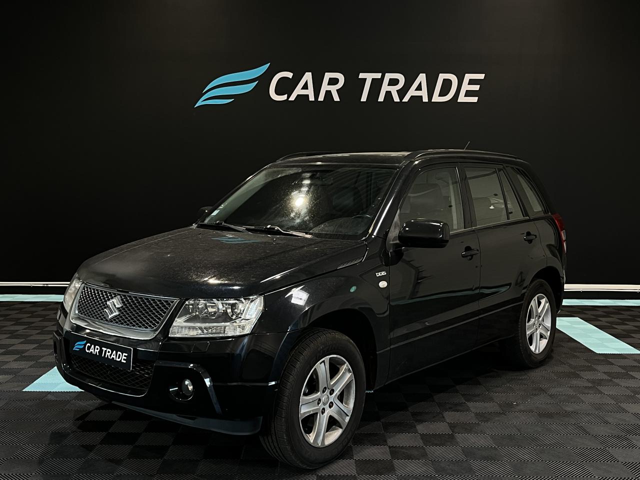 SUZUKI GRAND VITARA 1.9 DDiS - 130ch - Luxe - SUIVI COMPLET - TOIT OUVRANT - SIEGE CHAUFFANT
