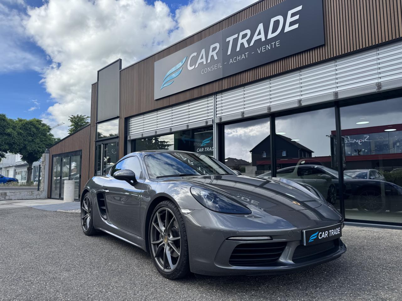 PORSCHE CAYMAN