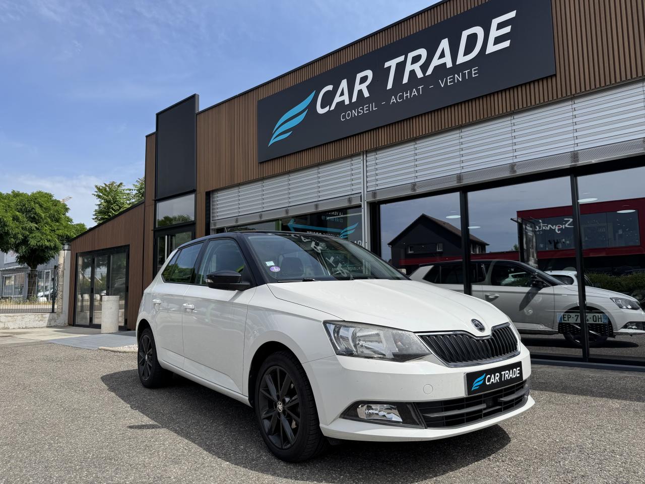 SKODA FABIA AMBITION - 1.2 TSI 90CH - AIDE AU STATIONNEMENT ARRIERE - REGULATEUR DE VITESSE