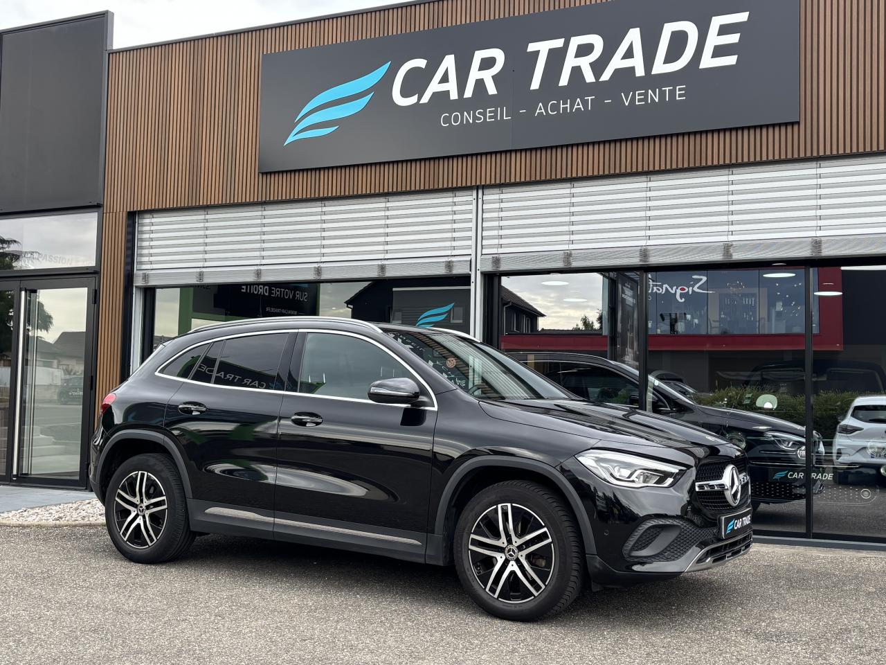 MERCEDES GLA
