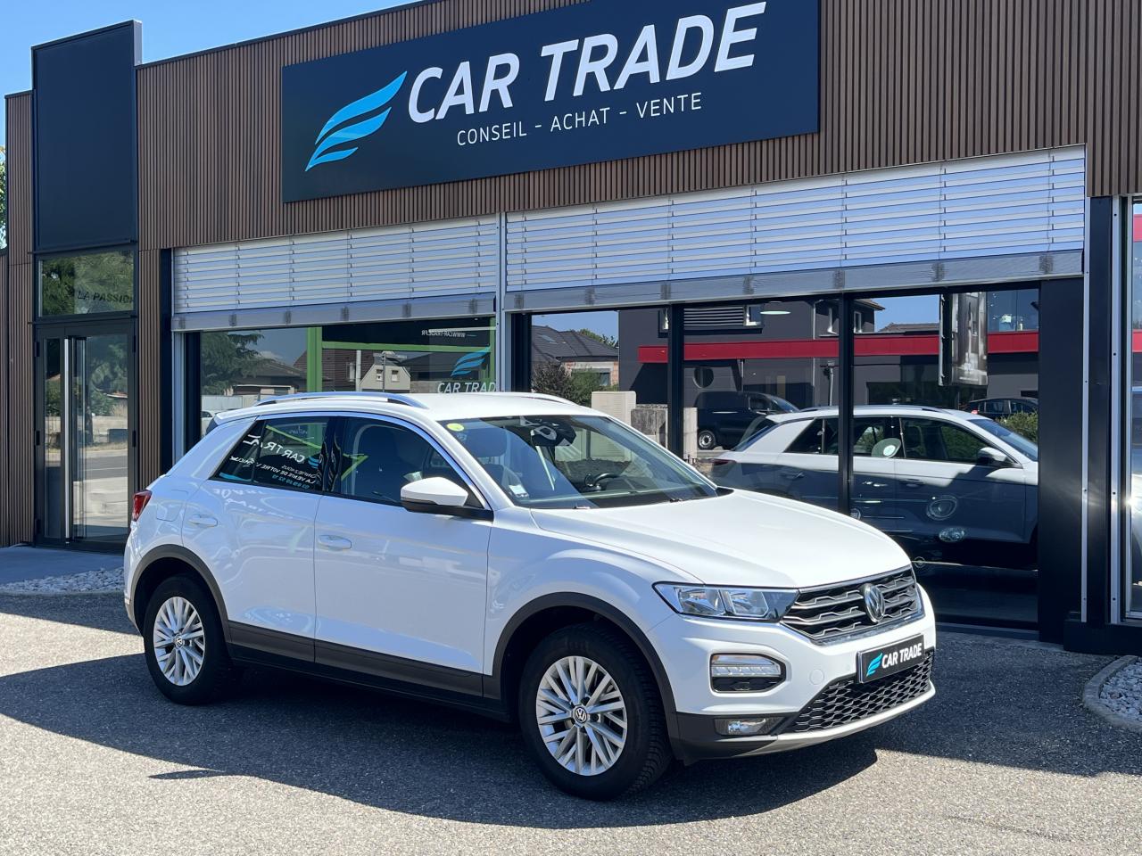 VOLKSWAGEN T-ROC