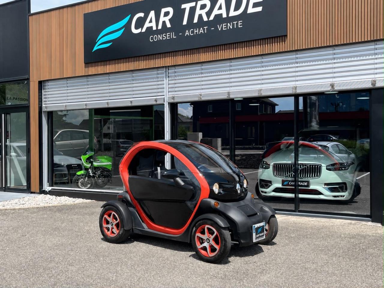 RENAULT TWIZY 80 - INTENS - BATTERIE ACHETEE - VITRES - TOIT PANO - BLUETOOTH - RADAR