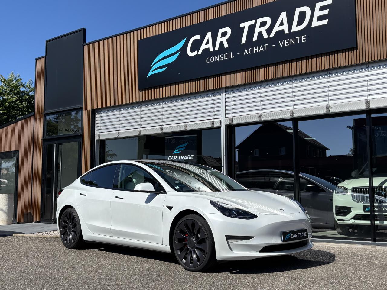 TESLA MODEL 3 PUP AWD Performance  - INTERIEUR BLANC - PNEUS NEUF