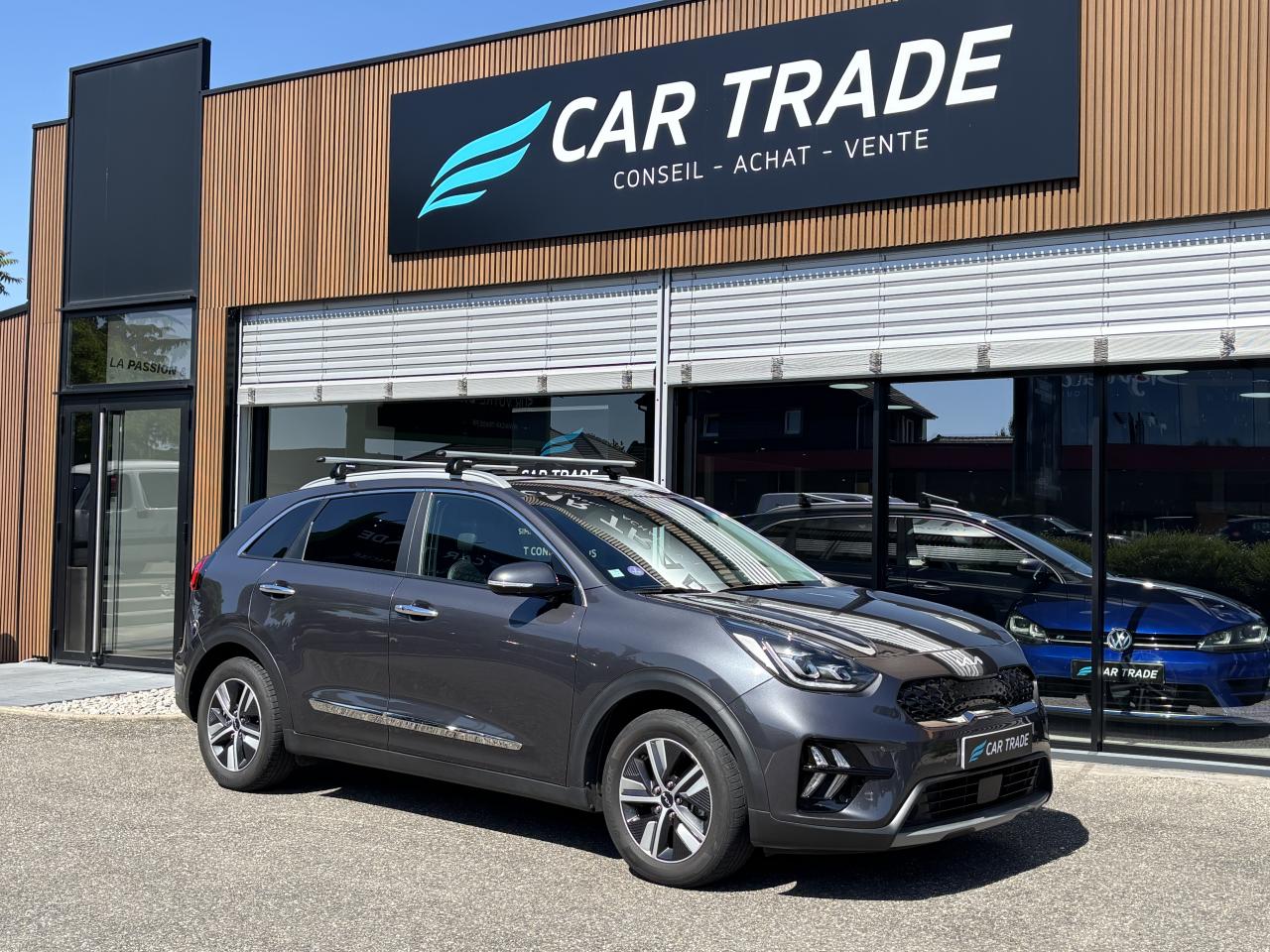KIA NIRO Hybride rechargeable SOH 90% - 1.6L GDI - 105 CH + Electric 60.5 CH - PRENIUM - SIEGE ELECTRIQUE-