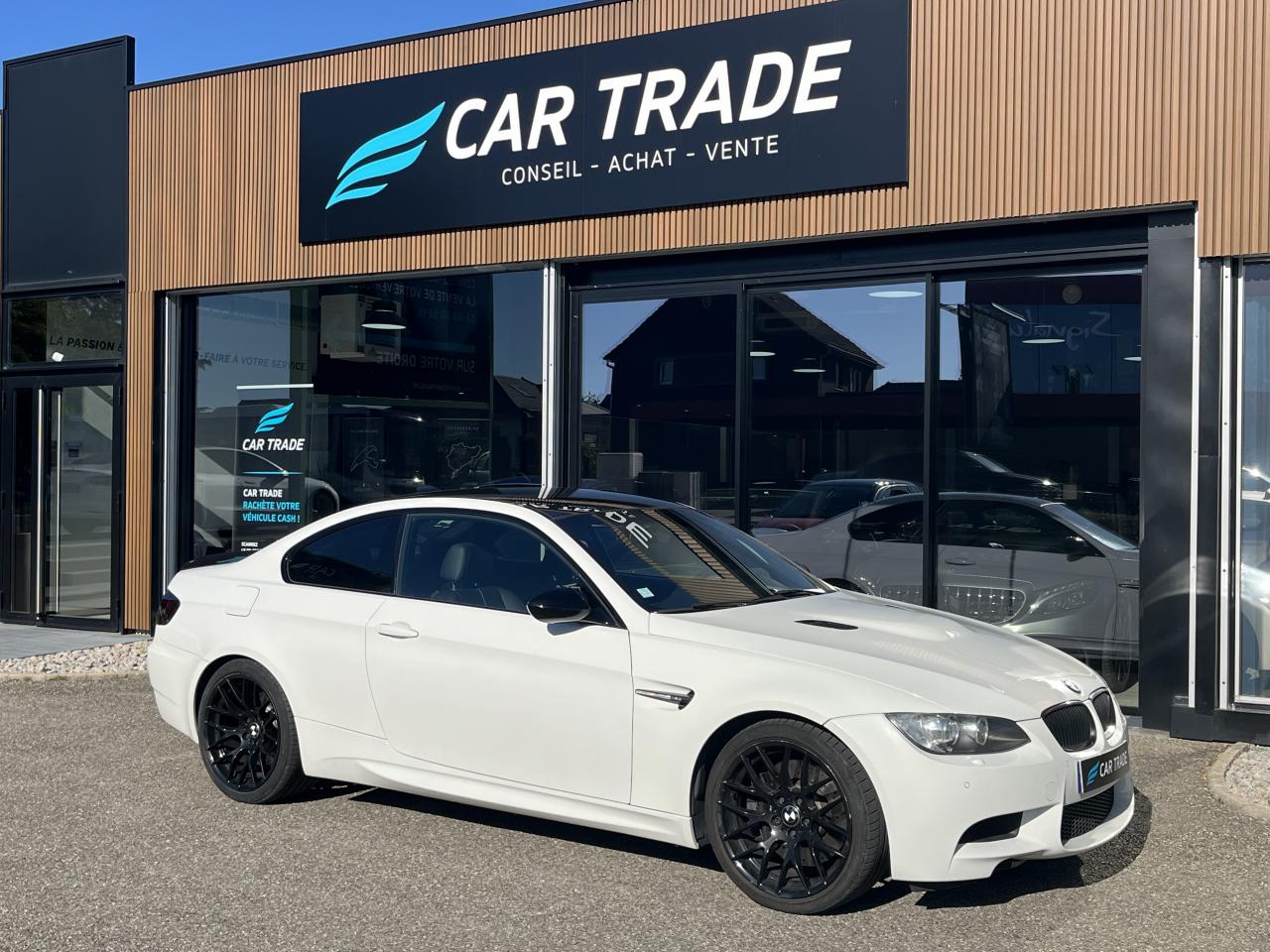 BMW M3 E92 - V8 - 420CH - BV DKG - PACK CARBON - SUSPENSIONS PILOTEES - MALUS PAYE