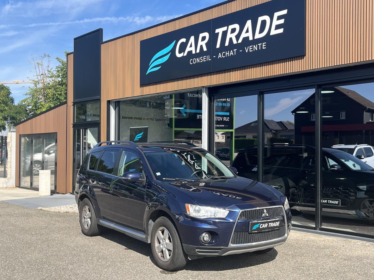 MITSUBISHI OUTLANDER 2.2 DI-D - 177CH - Intense - 4X4 - 7PLACE - siège chauffant