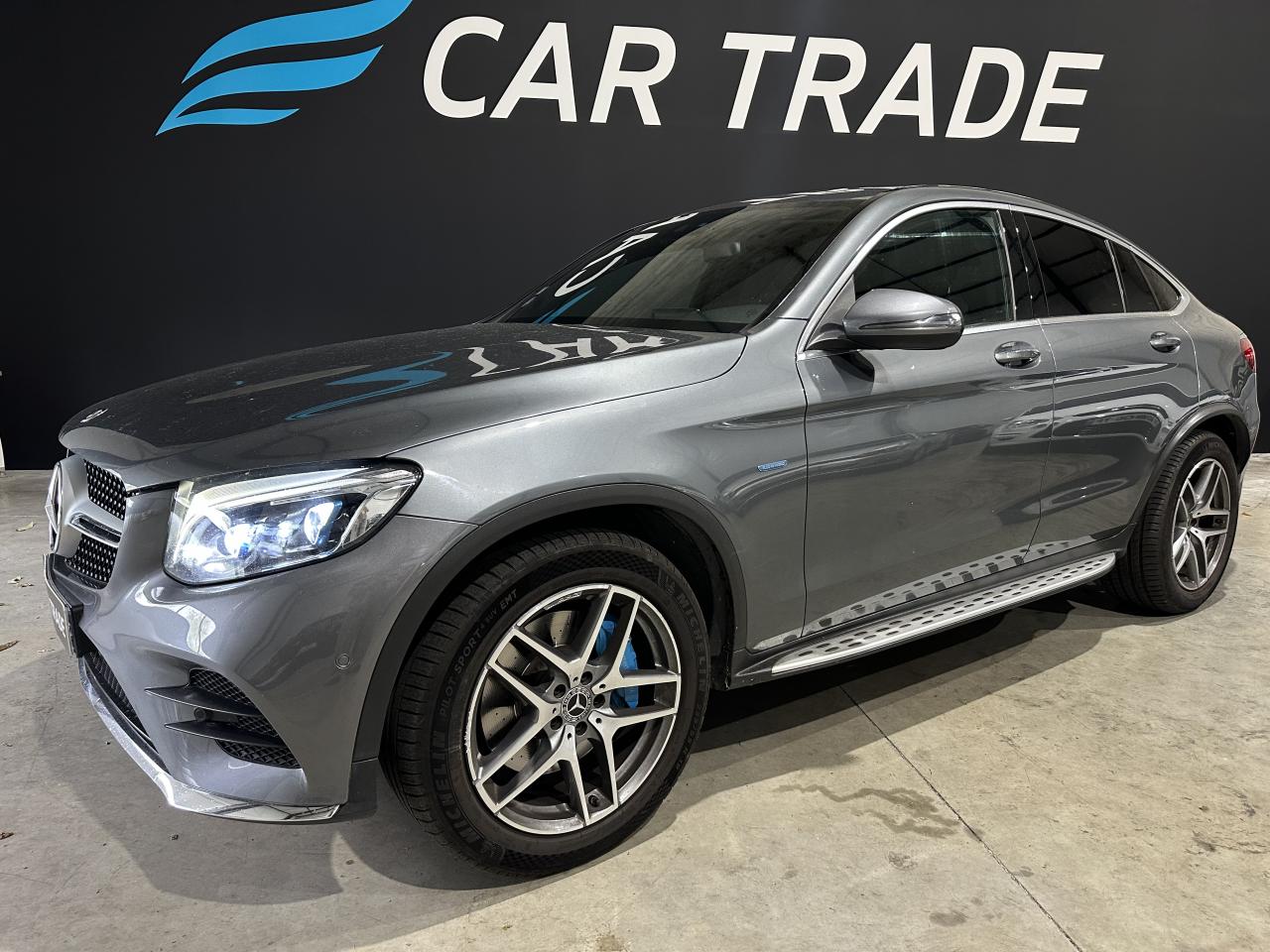 MERCEDES GLC